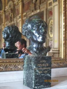 Bust of Gustov Mahler in Vienna State Opera. all photos by Rhonda Spivak